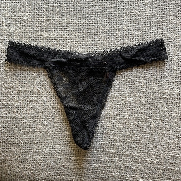 NEW VICTORIA’S SECRET Panty Bundle! - Picture 2 of 13